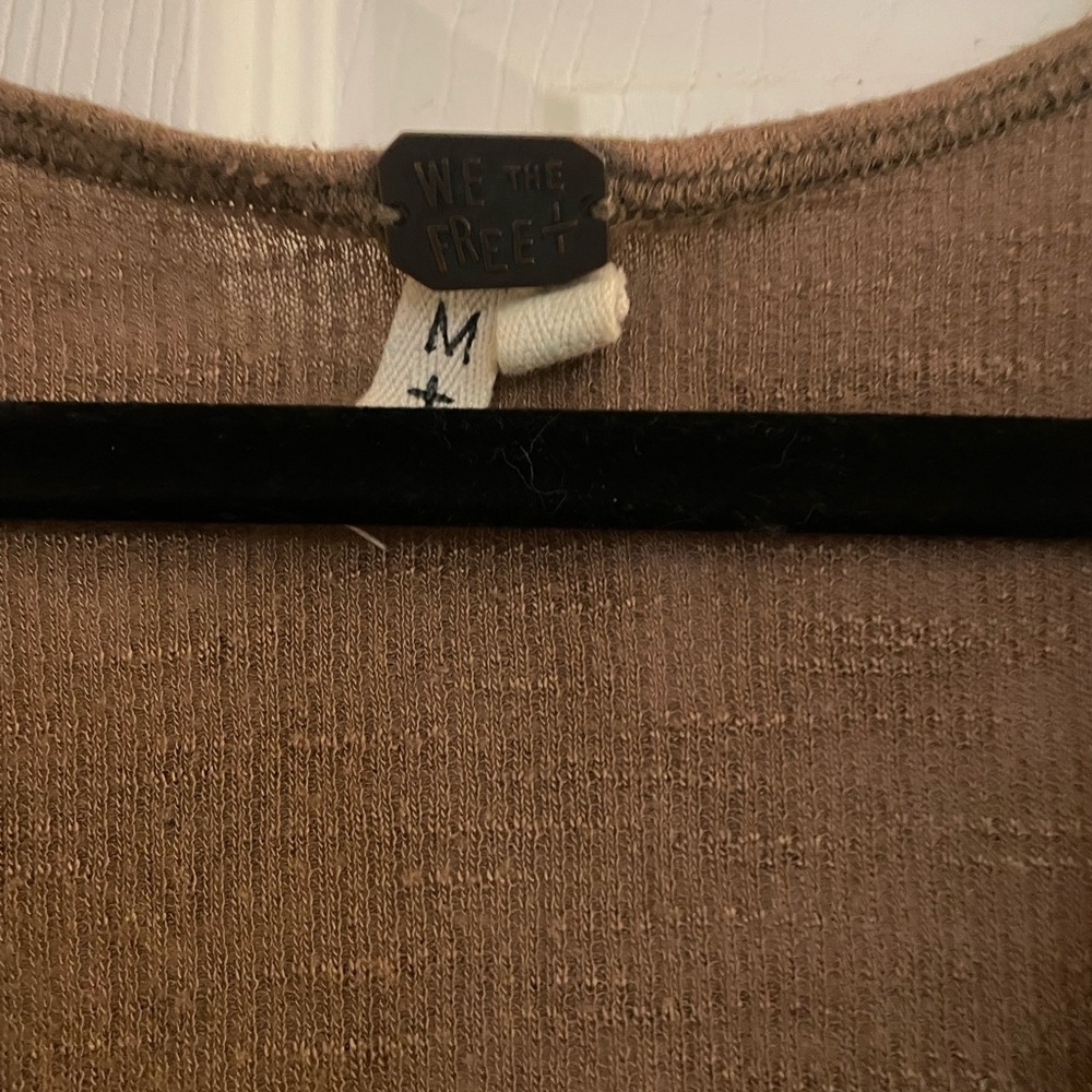 We the Free Brown Sleeveless Women's high low Top medium - Picture 4 of 7
